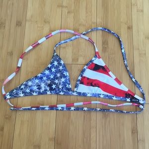 Amerikah triangle top